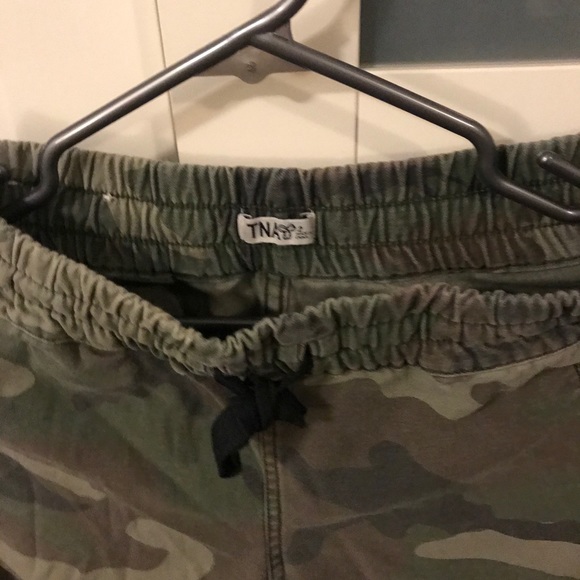 TNA cargo - Picture 3 of 3